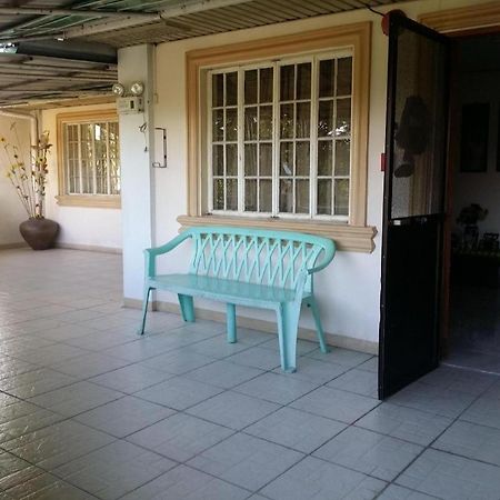 บริดจ์วิว โฮเต็ล Hotel ลาวัก ภายนอก รูปภาพ